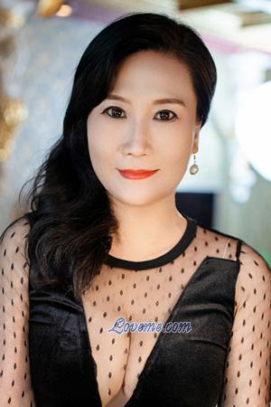 207234 - Ruiying Age: 51 - China