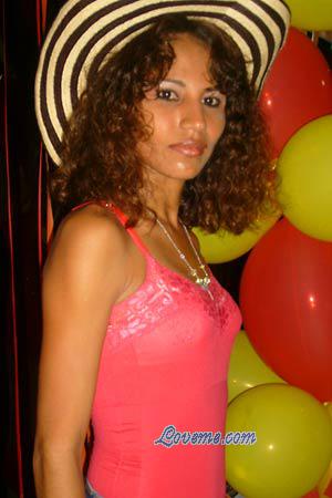 95756 - Alba Age: 47 - Colombia