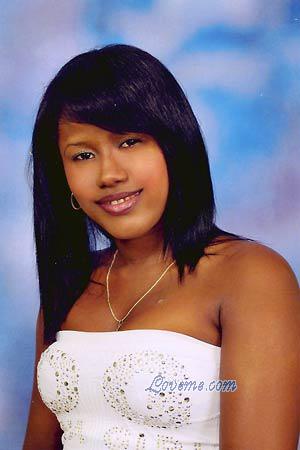 99982 - Xiomara Age: 40 - Colombia